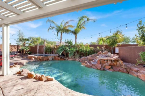 Lux 3BR Oasis Near Strip with Heated Pool and Jacuzzi